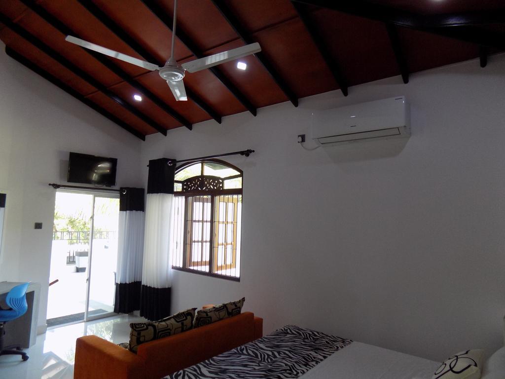 Prosperity Villa Negombo Exterior foto