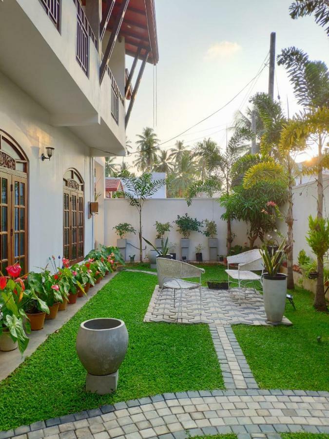 Prosperity Villa Negombo Exterior foto
